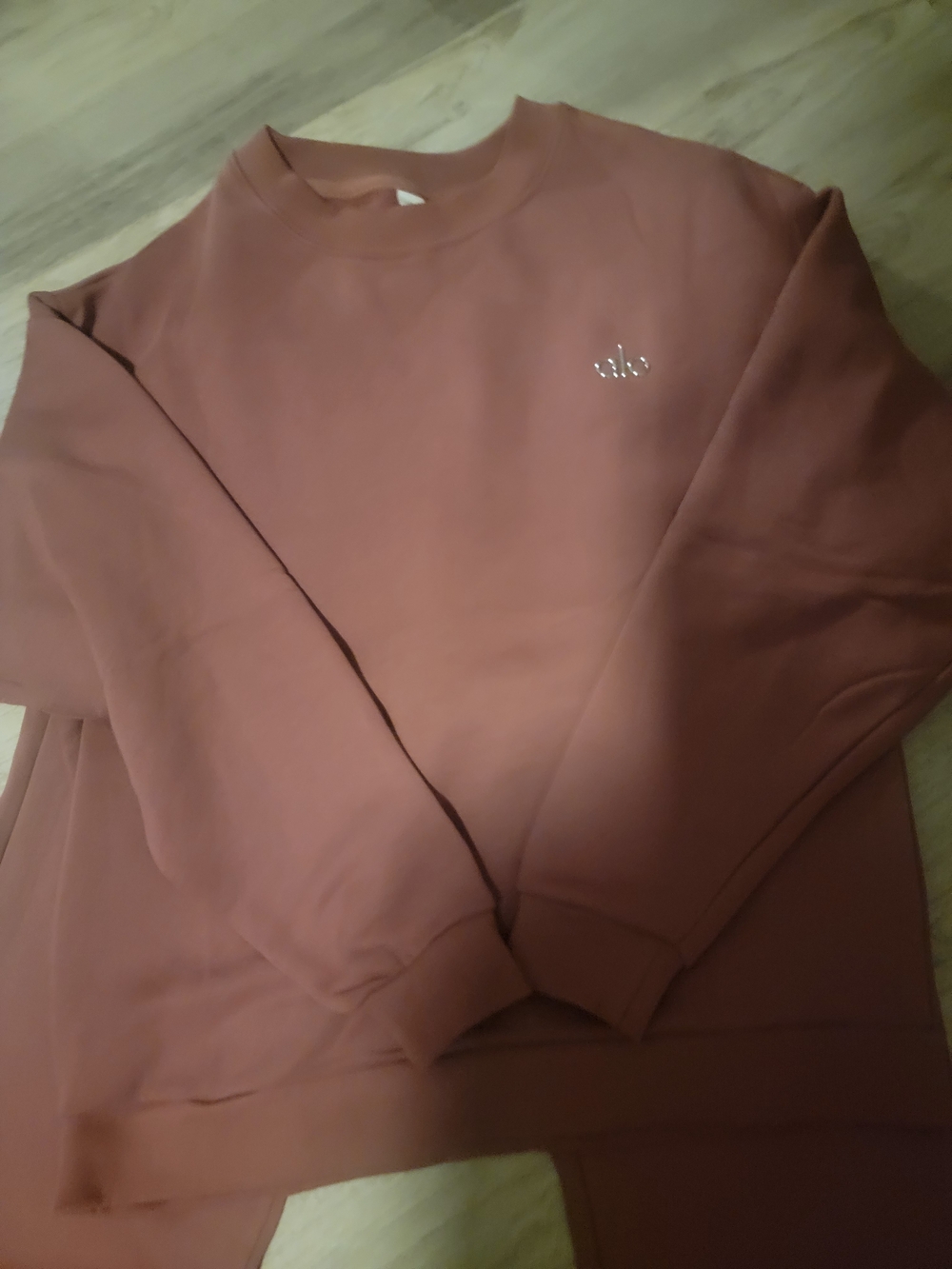 ALO Yoga Dusty Rose Sweatpant And Sweatshirt